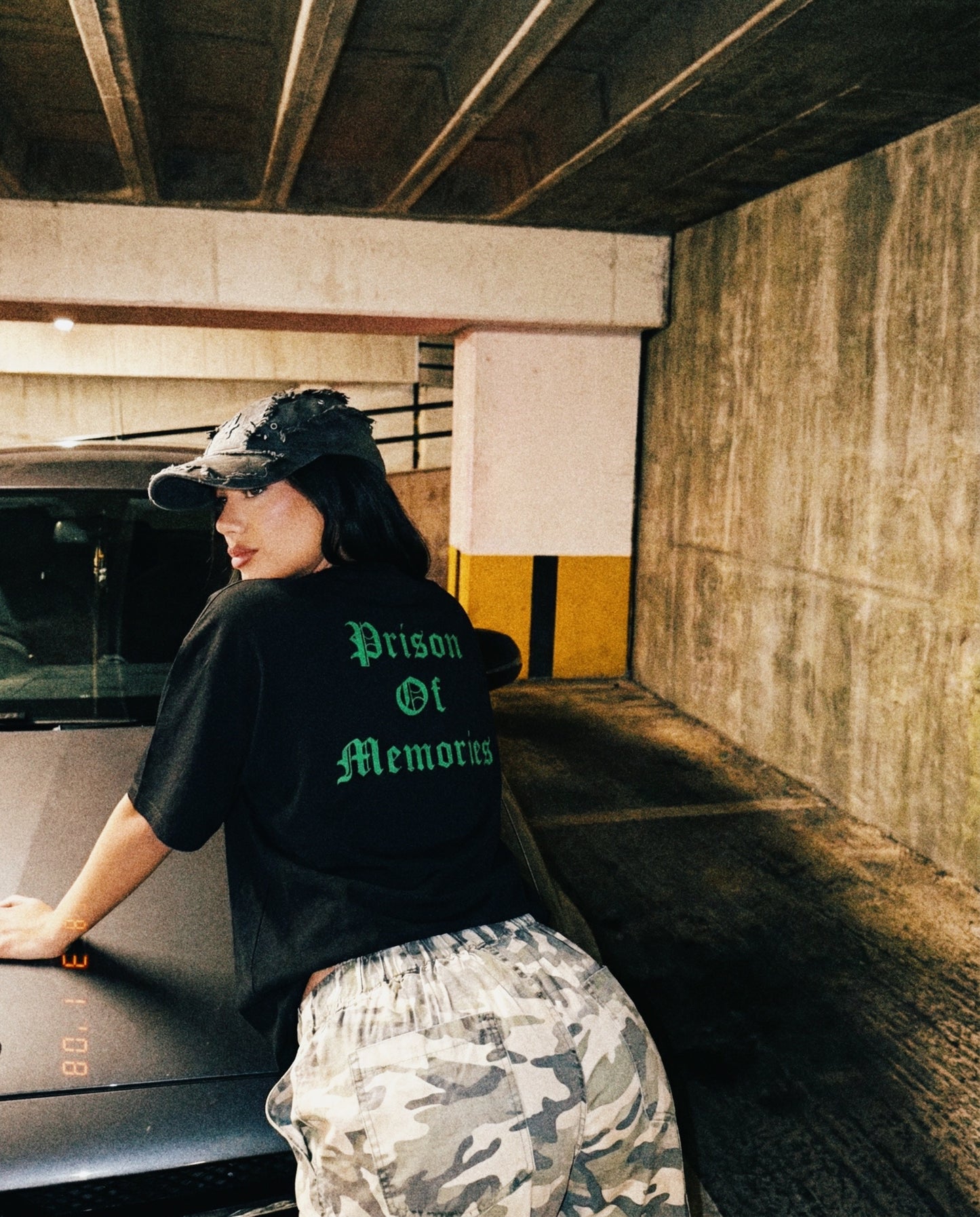 CLASSIC TEE
